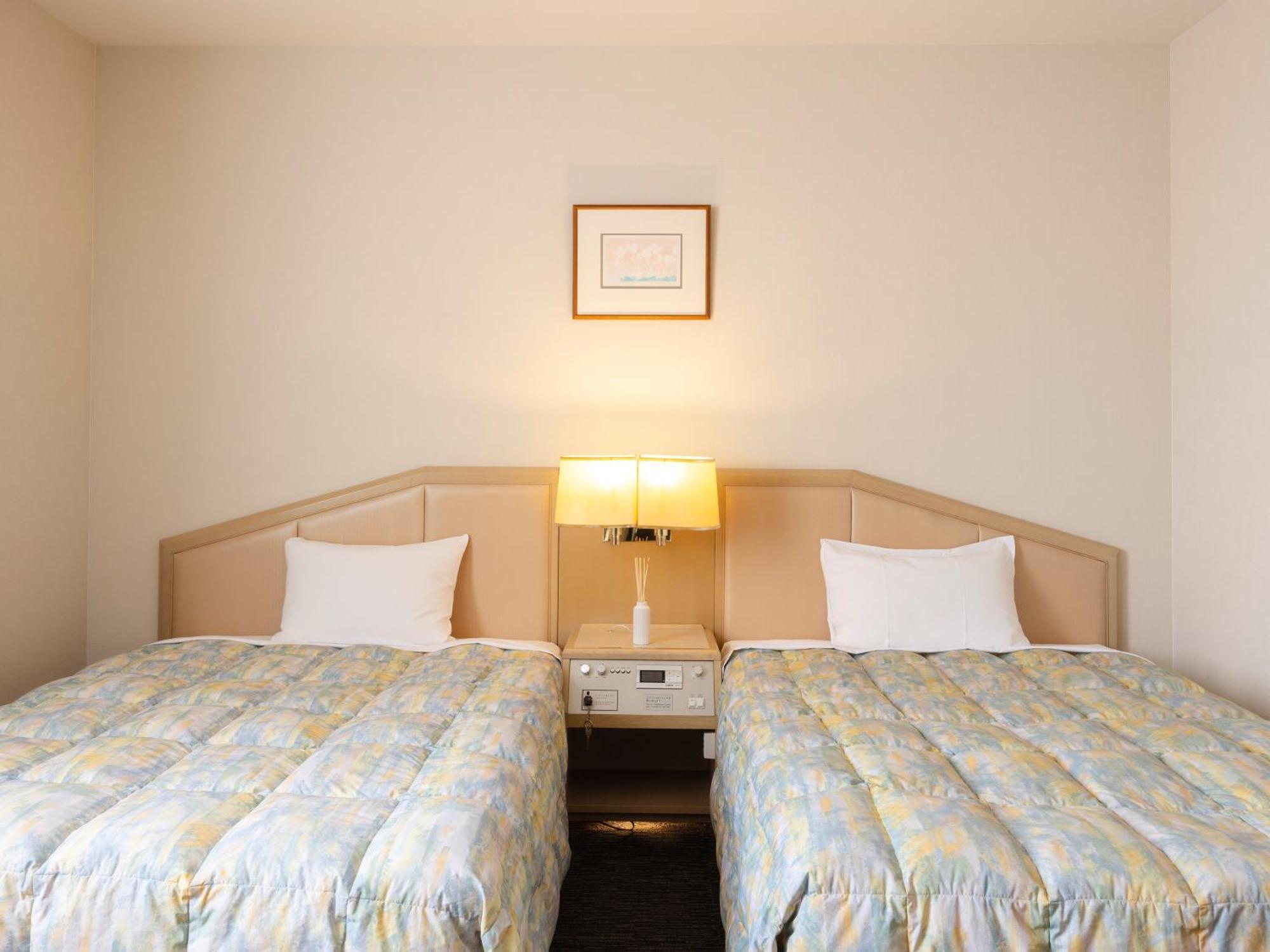 Tsubamesanjo Washington Hotel Bagian luar foto